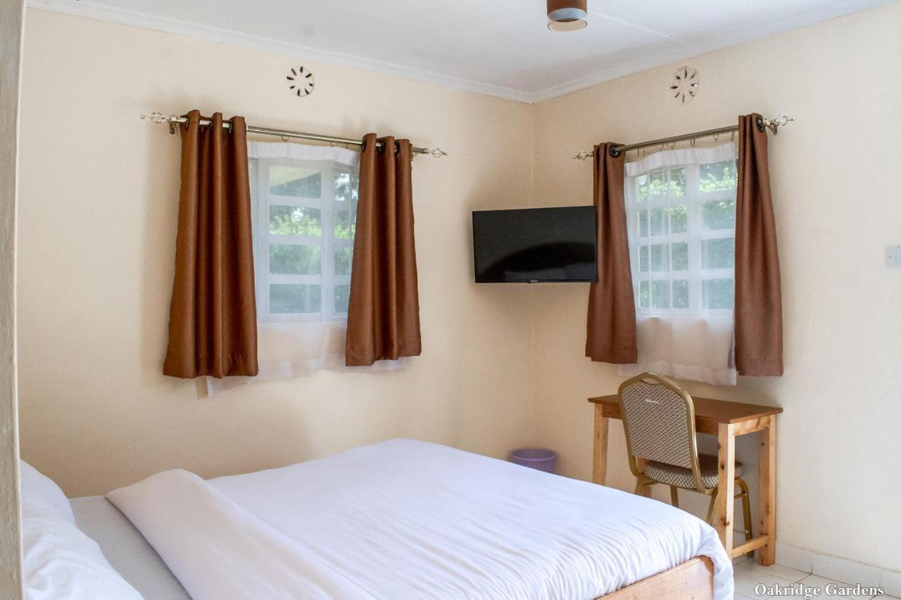 Отель Oakridge Gardens Limuru Экстерьер фото