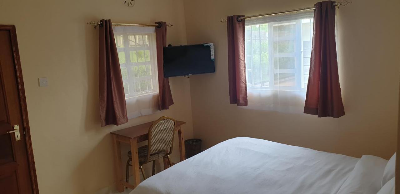 Отель Oakridge Gardens Limuru Экстерьер фото